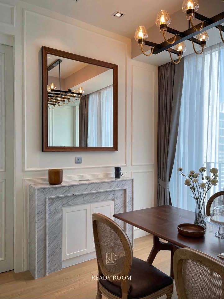 Luxury 2-bed, 2-bath combined unit at 28 Chidlom. 86 sqm, 24th floor, fully furnished, BTS Chidlom nearby. For sale 44M THB. Prime Bangkok location.
