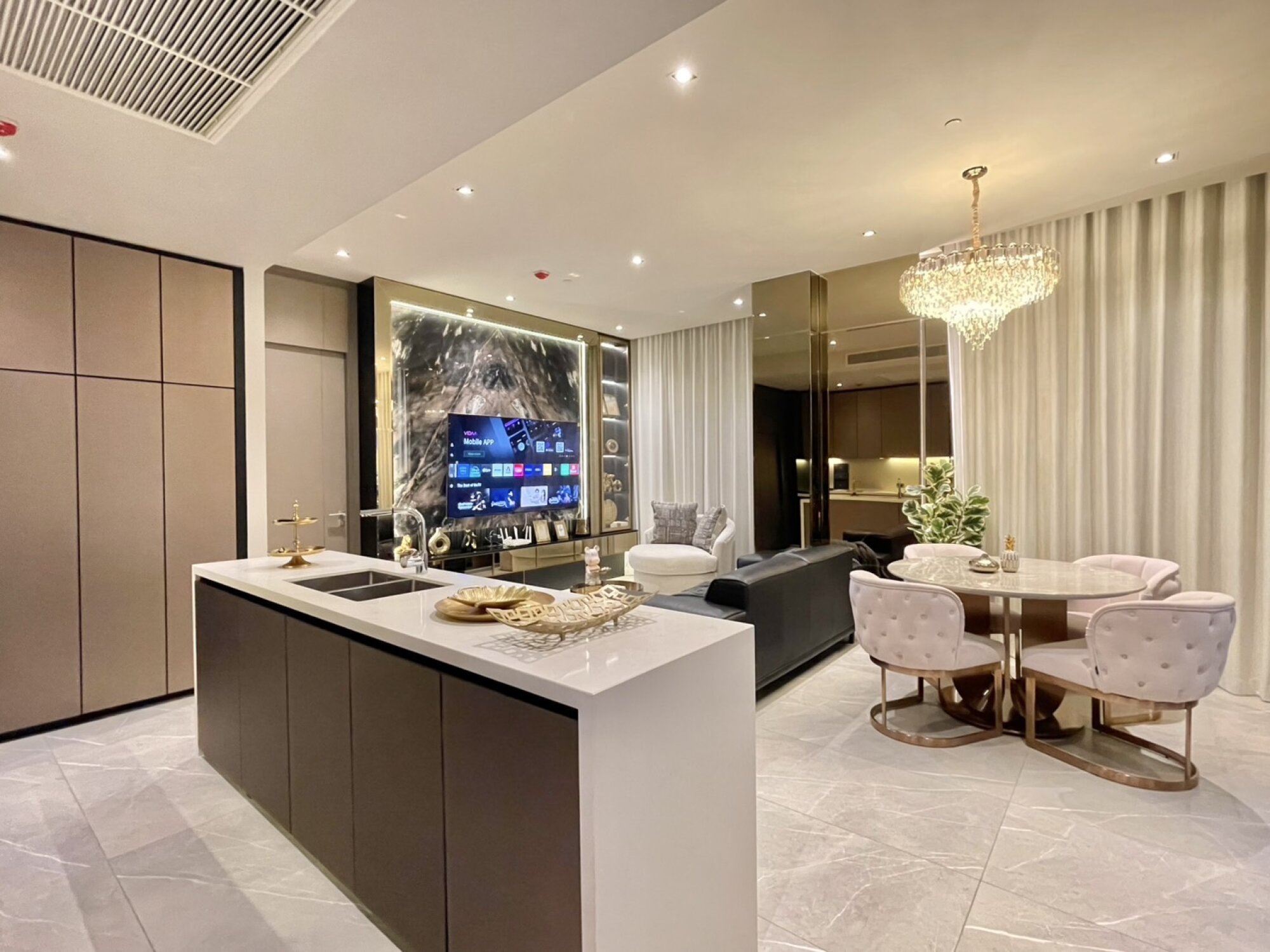 2-Bedrooms 2-Bathrooms 80 sqm Condo at Hyde Heritage Thonglor For Rent 130,000 THB/Month