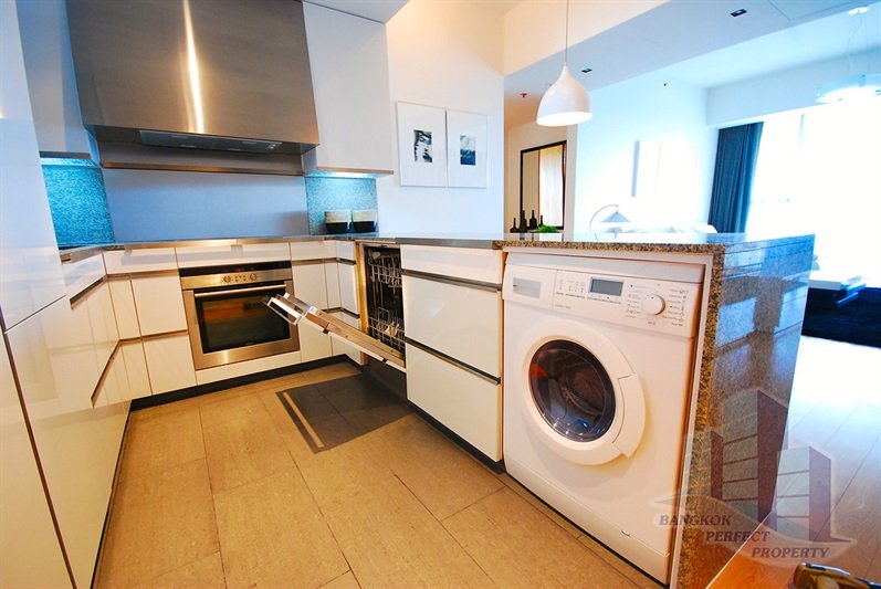2-Bedroom, 2-Bathroom 93sqm Condo at The Met Sathorn for Rent 60,000 THB/month or Sale 16,000,000 THB – Near BTS Chong Nonsi, Fully Furnished