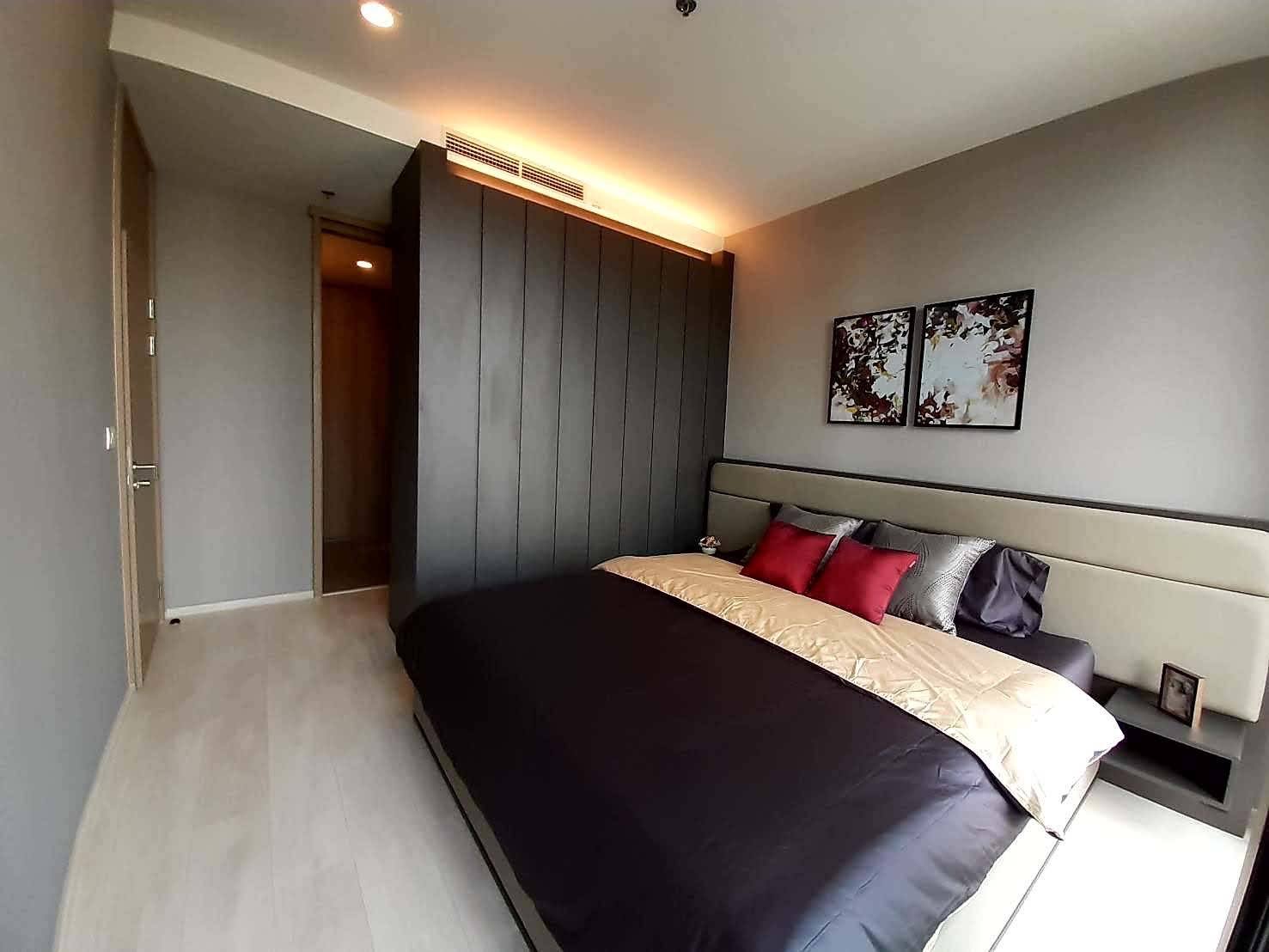 2-Bed, 1-Bath 70sqm Condo at Noble Ploenchit for Rent 67K THB, 5min to BTS Ploenchit