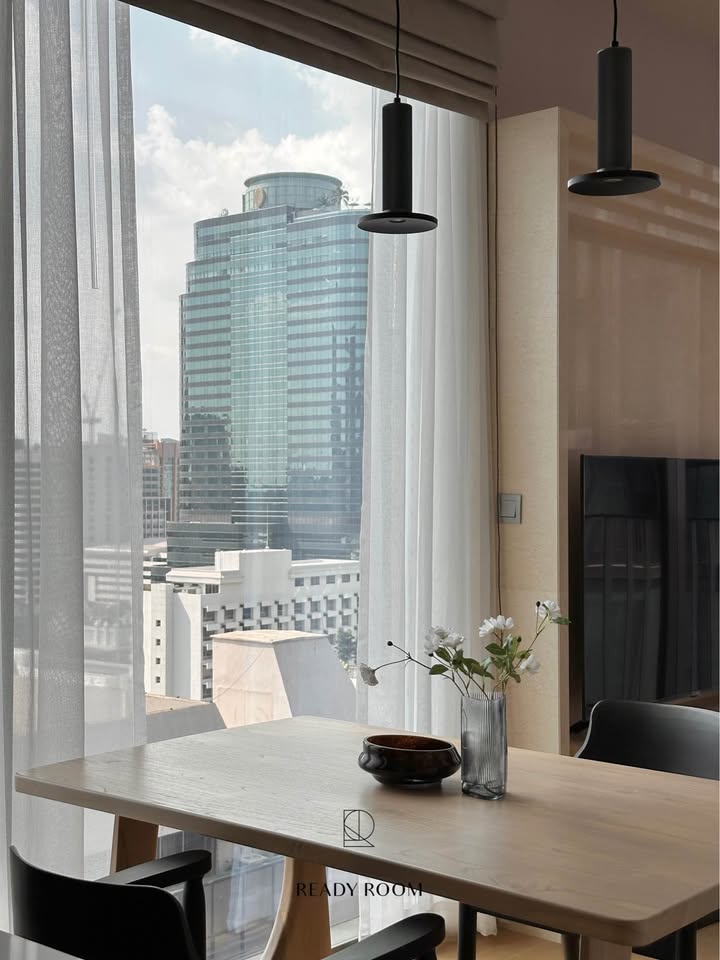 1-Bedroom, 1-Bathroom, 47sqm 28 Chidlom, Rent 55K-65K, Near Chit Lom BTS