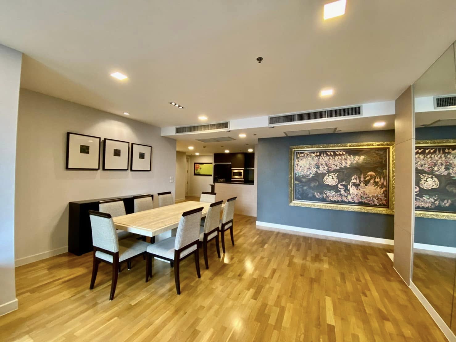 2-Bedroom 2-Bathroom 139.4sqm Urbana Sathorn for Sale 24M THB, Near BTS Chong Nonsi, Fully Furnished, Luxury Living in Bangkok's Prime Location