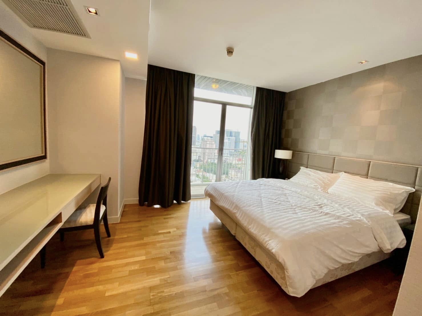 2-Bedroom 2-Bathroom 139.4sqm Urbana Sathorn for Sale 24M THB, Near BTS Chong Nonsi, Fully Furnished, Luxury Living in Bangkok's Prime Location