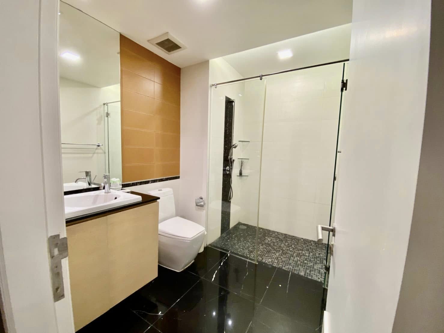 2-Bedroom 2-Bathroom 139.4sqm Urbana Sathorn for Sale 24M THB, Near BTS Chong Nonsi, Fully Furnished, Luxury Living in Bangkok's Prime Location