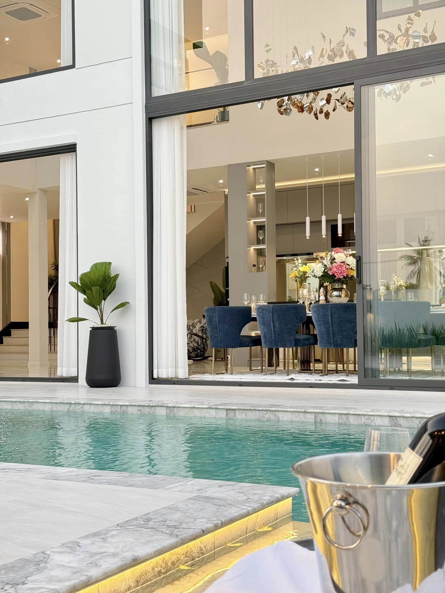 6-Bed 7-Bath 510sqm AVANI Pool Villa for Sale, Near Pattaya MRT, 24.9M THB