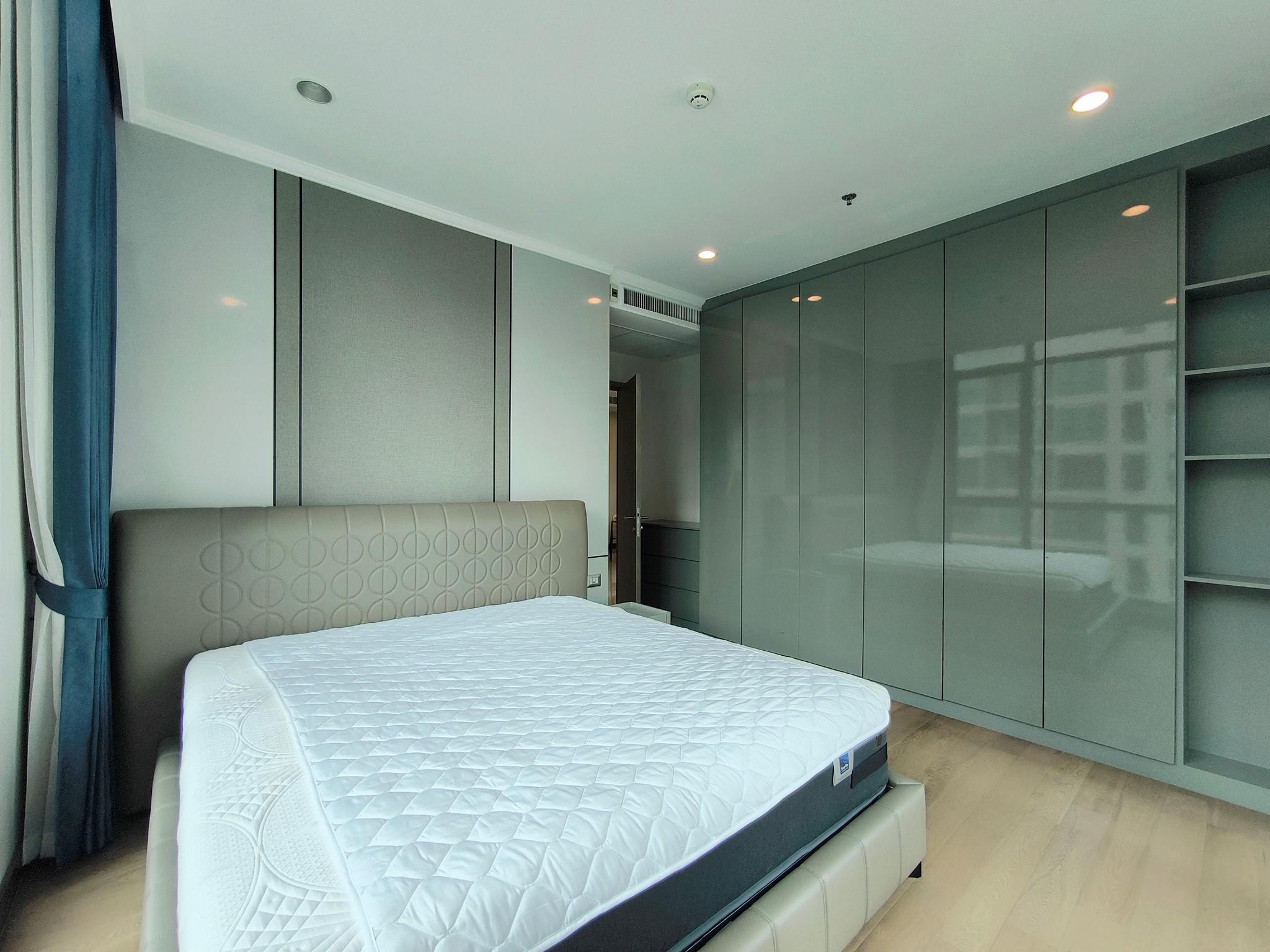 2-Bed, 2-Bath, 77 sqm Condo at Supalai Oriental Sukhumvit 39 for Rent 60,000 THB, Near BTS Phrom Phong, Luxurious Living in Central Bangkok.