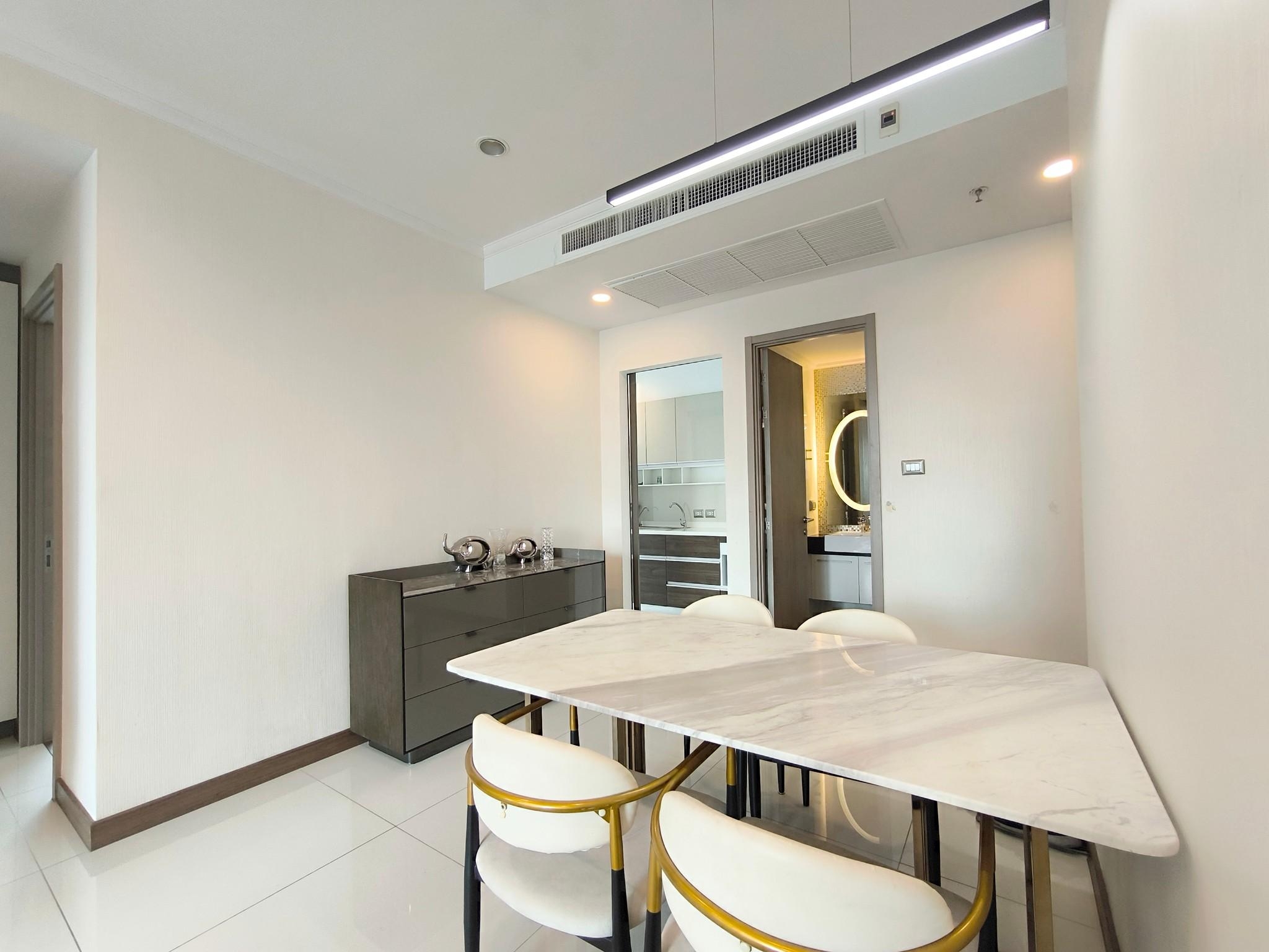 2-Bed, 2-Bath, 77 sqm Condo at Supalai Oriental Sukhumvit 39 for Rent 60,000 THB, Near BTS Phrom Phong, Luxurious Living in Central Bangkok.