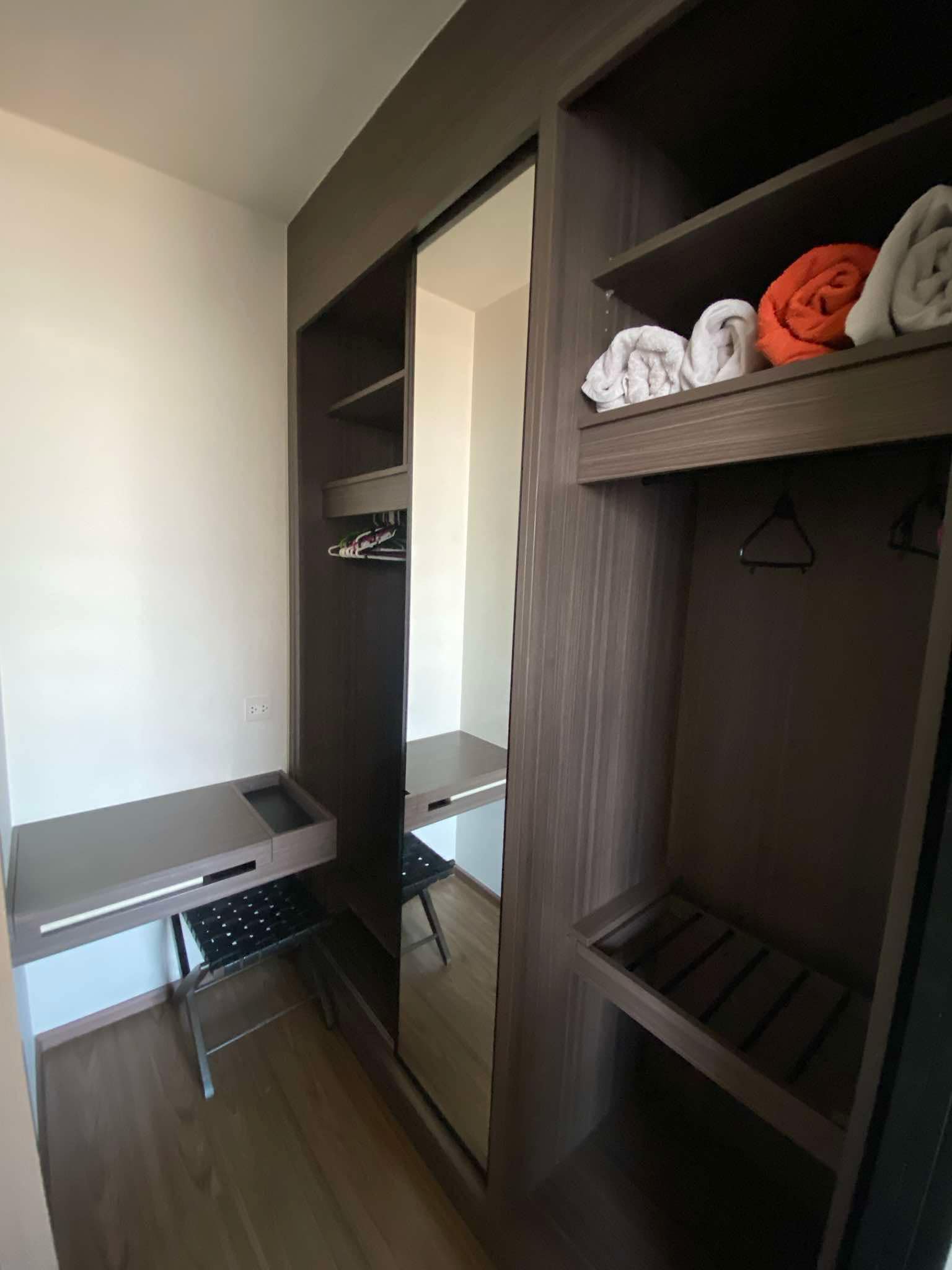 Modern 2-bed, 2-bath, 70 sqm corner unit at The Line Sukhumvit 71. 7 mins to BTS Phra Khanong. Pool, gym, co-working space. Rent ฿40K/month.