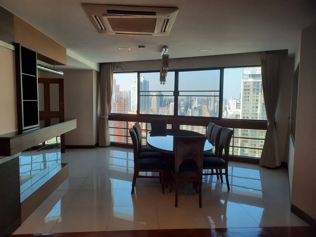 Spacious 3-bed, 4-bath condo with maid room at President Park Sukhumvit 24 for rent at 80,000 THB/month. Prime location near Phrom Phong BTS. Luxury living in Bangkok.