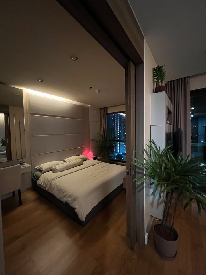 Stylish 1-bed, 1-bath condo at The Address Sathorn, 46.6 sqm, 12th floor with Mahanakhon Kingpower view. Prime location near BTS St. Louis & Chong Nonsi. Rent starts at 29,500 THB/month.