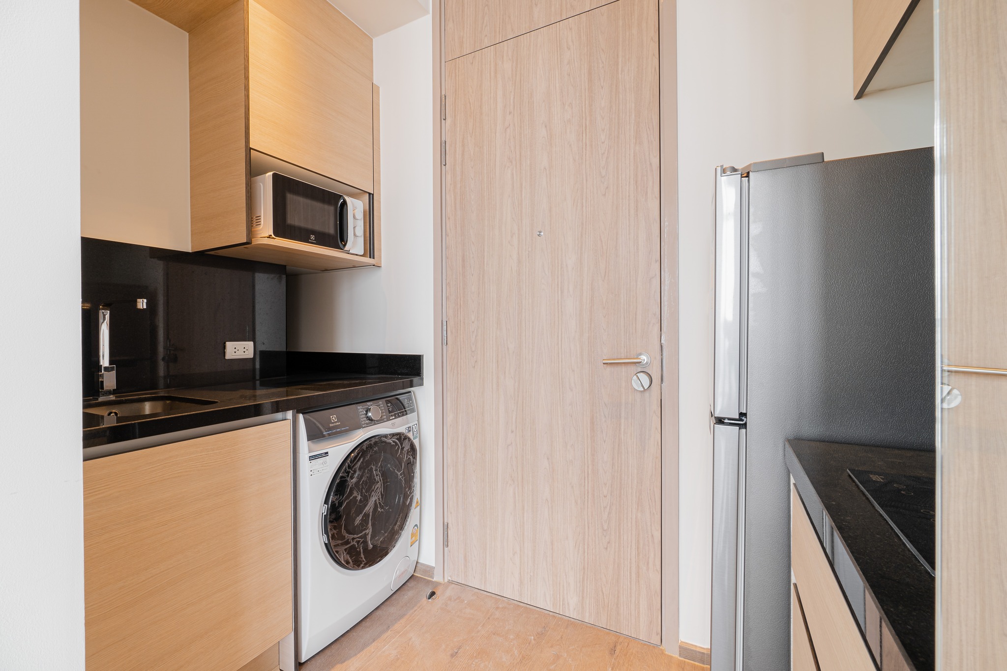 Stylish 1-bed, 1-bath condo at The Address Sathorn, 46.6 sqm, 12th floor with Mahanakhon Kingpower view. Prime location near BTS St. Louis & Chong Nonsi. Rent starts at 29,500 THB/month.