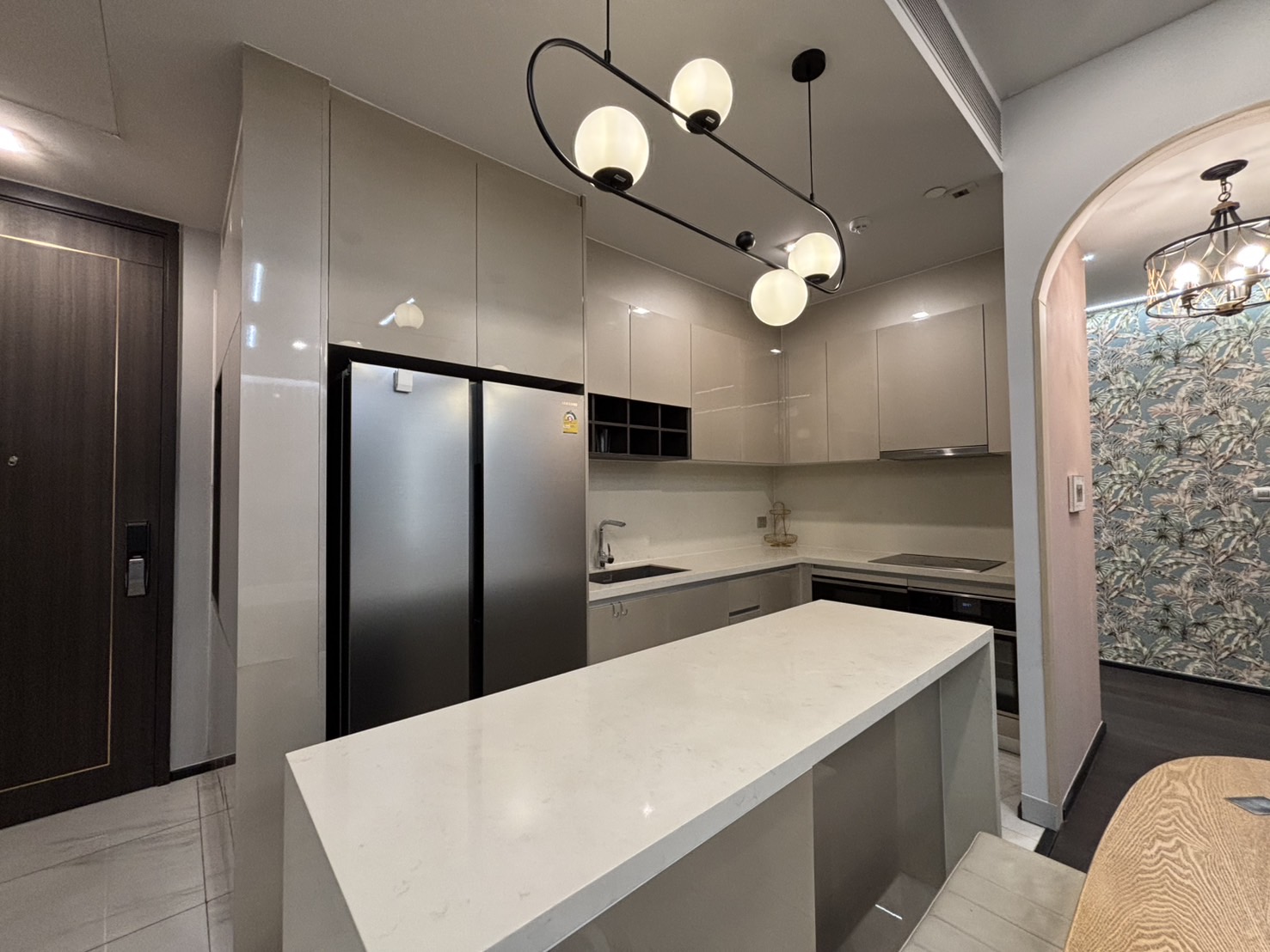 Luxury 3-bed, 3-bath condo at LAVIQ Sukhumvit 57, 120 sqm, 27th floor. Prime Thonglor location near BTS. Full facilities. Rent starts at 145,000 THB/month.