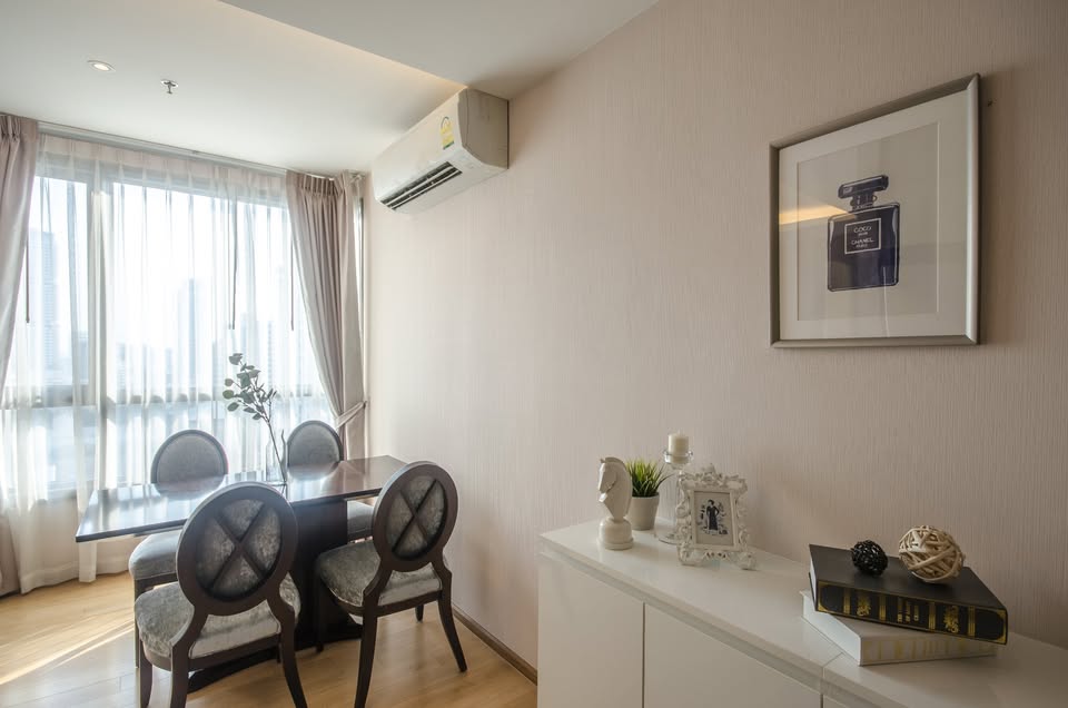 2-Bedroom 2-Bathrooms Condo for Rent at H Sukhumvit 43 - 43,000 THB/Month