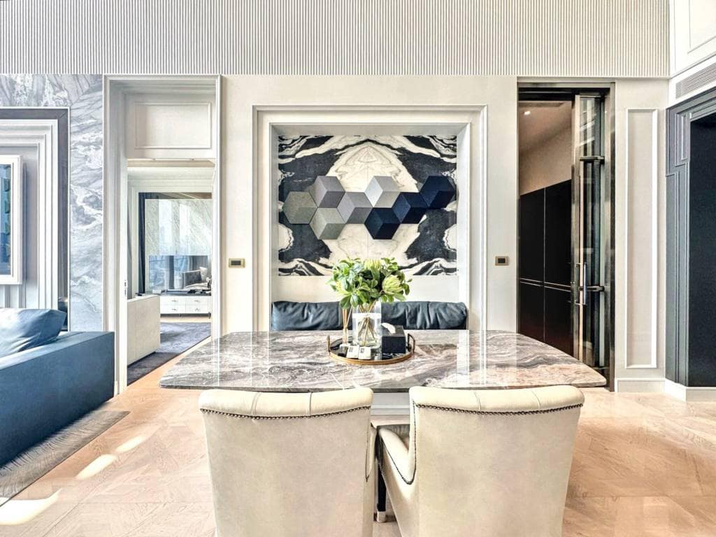 2-Bed, 2-Bath, 379 sqm Condo at The Residences Mandarin Oriental for Rent, ฿260,000/month, Saphan Taksin BTS, Luxury Living in Bangkok