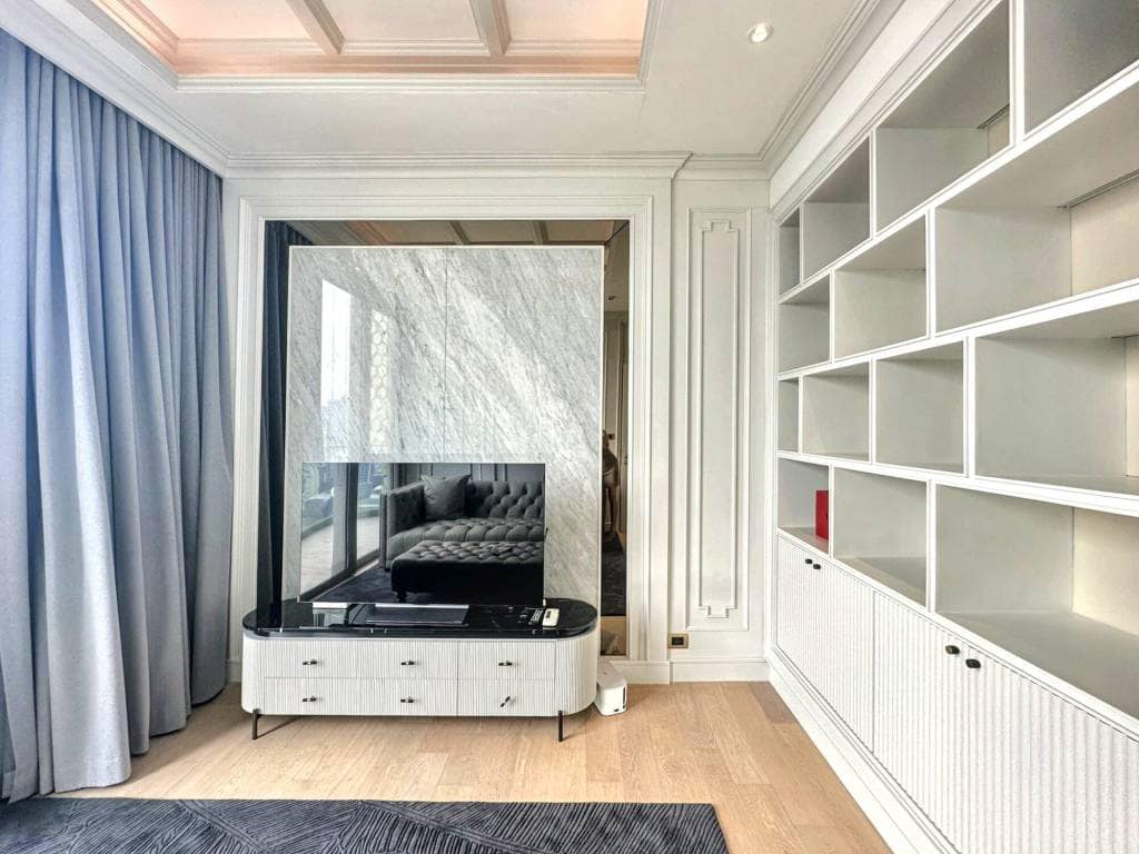 2-Bed, 2-Bath, 379 sqm Condo at The Residences Mandarin Oriental for Rent, ฿260,000/month, Saphan Taksin BTS, Luxury Living in Bangkok