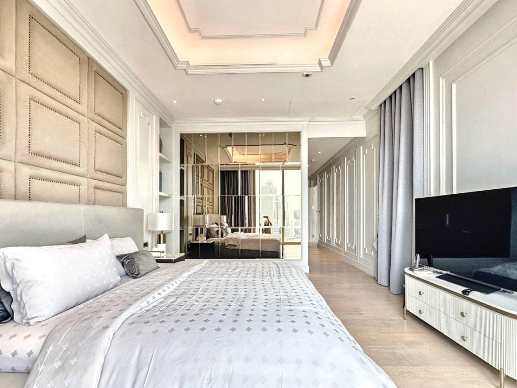 2-Bed, 2-Bath, 379 sqm Condo at The Residences Mandarin Oriental for Rent, ฿260,000/month, Saphan Taksin BTS, Luxury Living in Bangkok