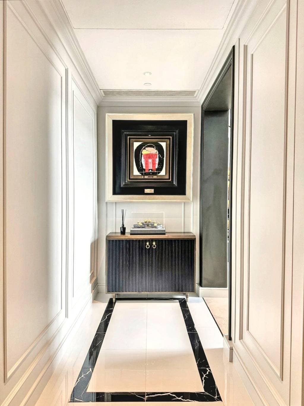 2-Bed, 2-Bath, 379 sqm Condo at The Residences Mandarin Oriental for Rent, ฿260,000/month, Saphan Taksin BTS, Luxury Living in Bangkok