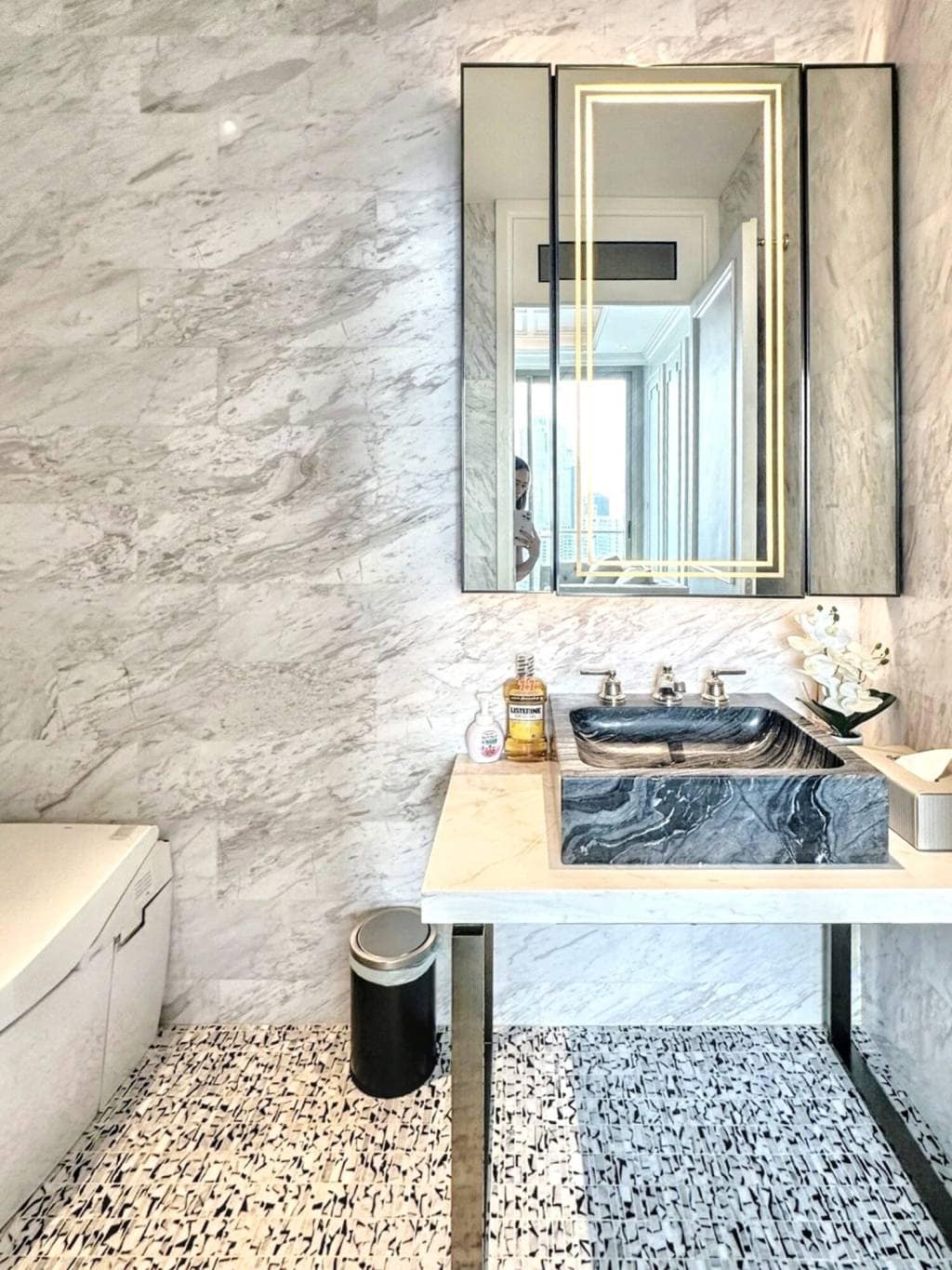 2-Bed, 2-Bath, 379 sqm Condo at The Residences Mandarin Oriental for Rent, ฿260,000/month, Saphan Taksin BTS, Luxury Living in Bangkok