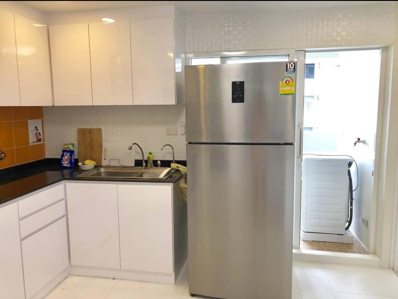 4-Bed, 3-Bath, 236 sqm Condo at DS Towers 1 for Sale near BTS Phrom Phong, ฿25,500,000, Fully Furnished, Prime Sukhumvit Location, Flexible Purchase Terms.
