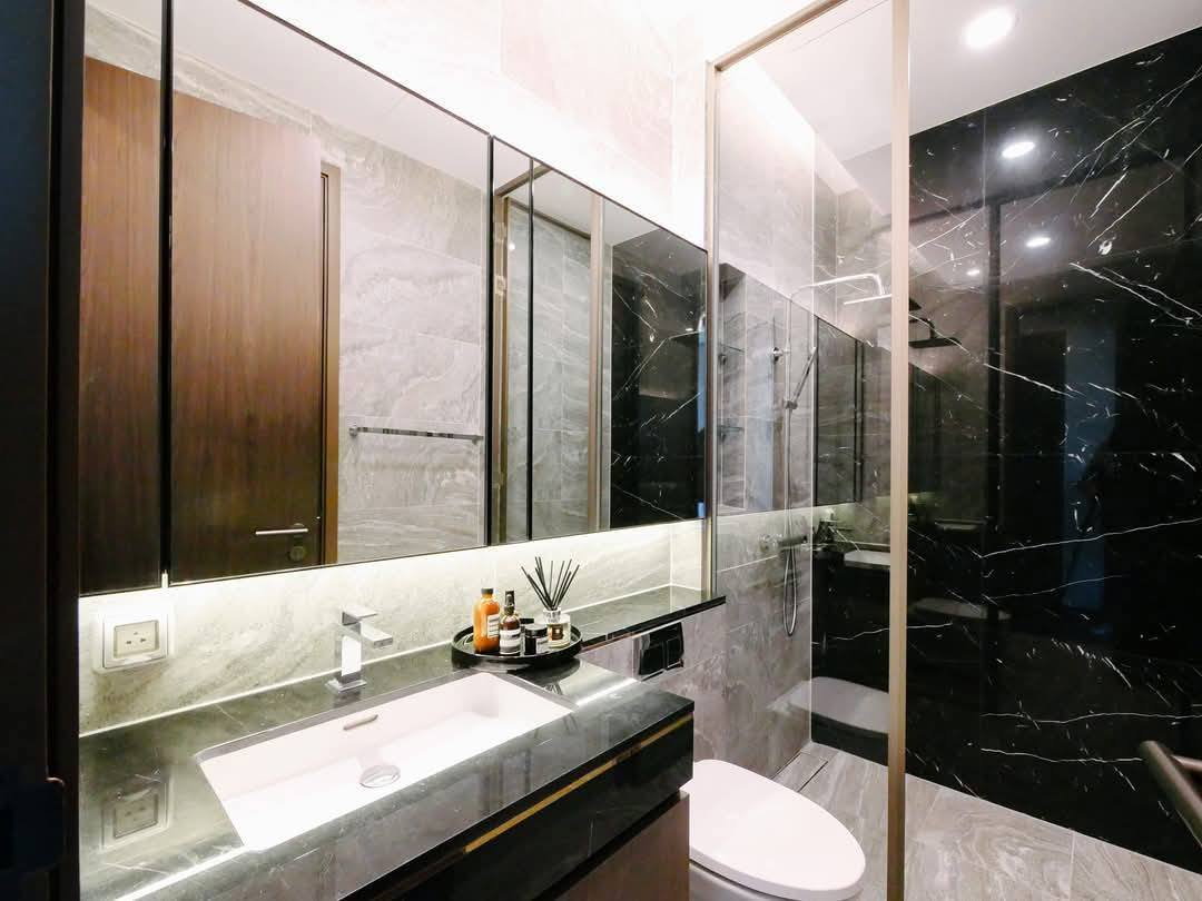 3-Bed, 3-Bath, 123.93 sqm Condo at The ESSE Sukhumvit 36 for Rent near BTS Thonglor, ฿190,000/month, Fully Furnished, Available from March 2025.