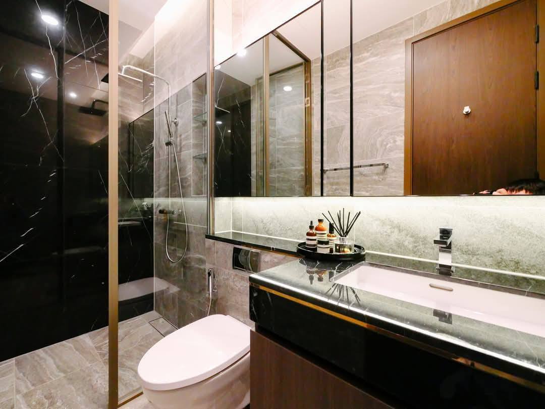 3-Bed, 3-Bath, 123.93 sqm Condo at The ESSE Sukhumvit 36 for Rent near BTS Thonglor, ฿190,000/month, Fully Furnished, Available from March 2025.