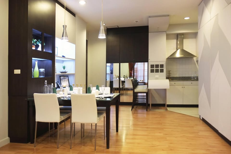 Spacious 3BR/3BA penthouse at CitiSmart Sukhumvit 18 for rent! Prime location, city views, luxury amenities. 75K THB/month. Call now for a viewing!