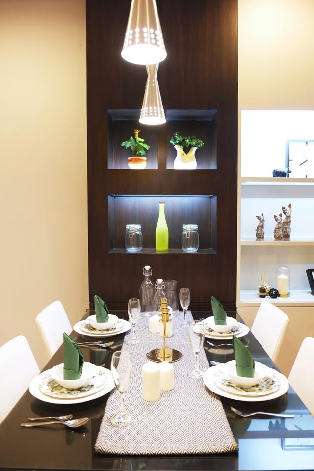 Spacious 3BR/3BA penthouse at CitiSmart Sukhumvit 18 for rent! Prime location, city views, luxury amenities. 75K THB/month. Call now for a viewing!