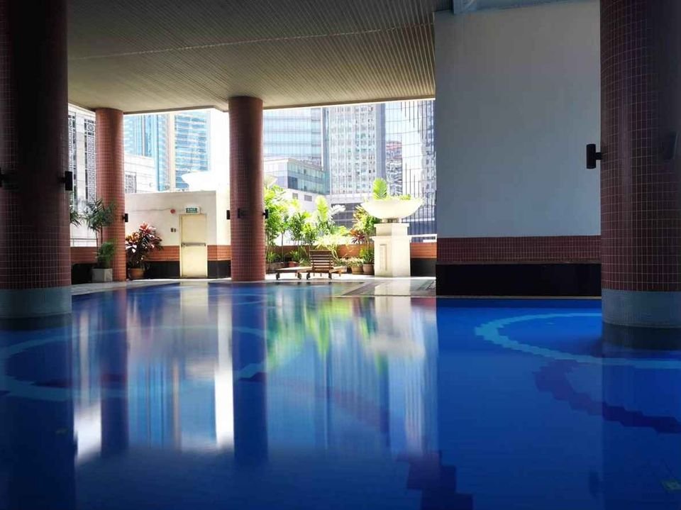Spacious 3BR/3BA penthouse at CitiSmart Sukhumvit 18 for rent! Prime location, city views, luxury amenities. 75K THB/month. Call now for a viewing!