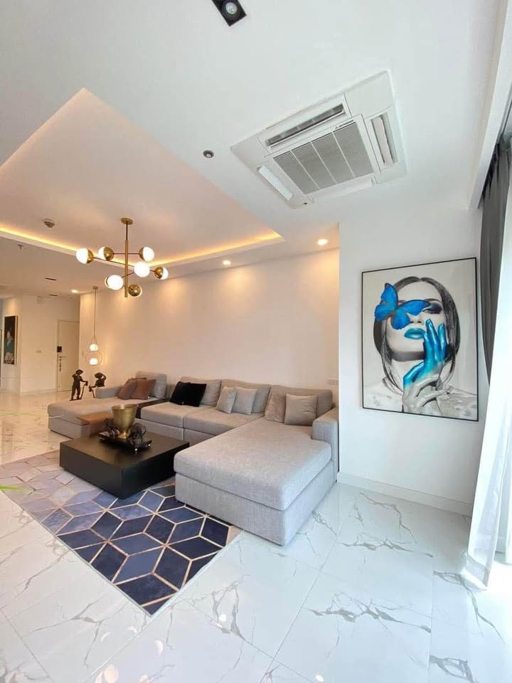 Spacious 2BR condo for rent at Noble Ora, Thonglor. 140 sqm, fully furnished, great amenities, prime location near BTS. Rent: 70,000 THB/month.