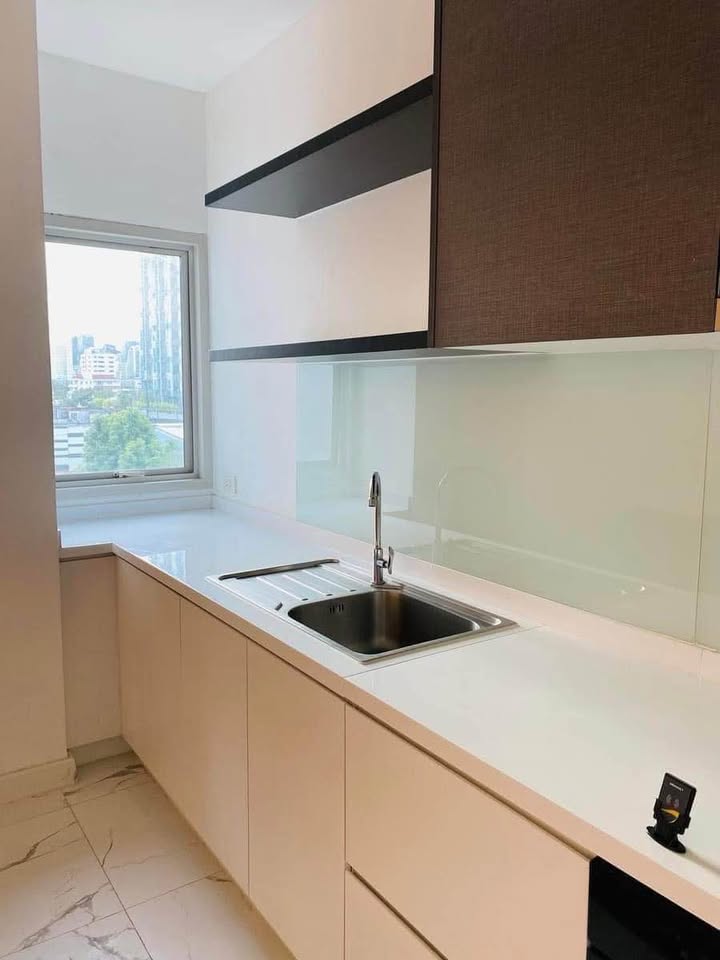 Spacious 2BR condo for rent at Noble Ora, Thonglor. 140 sqm, fully furnished, great amenities, prime location near BTS. Rent: 70,000 THB/month.