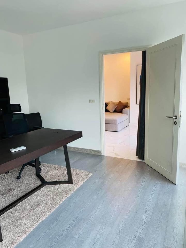 Spacious 2BR condo for rent at Noble Ora, Thonglor. 140 sqm, fully furnished, great amenities, prime location near BTS. Rent: 70,000 THB/month.