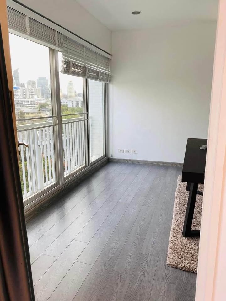 Spacious 2BR condo for rent at Noble Ora, Thonglor. 140 sqm, fully furnished, great amenities, prime location near BTS. Rent: 70,000 THB/month.