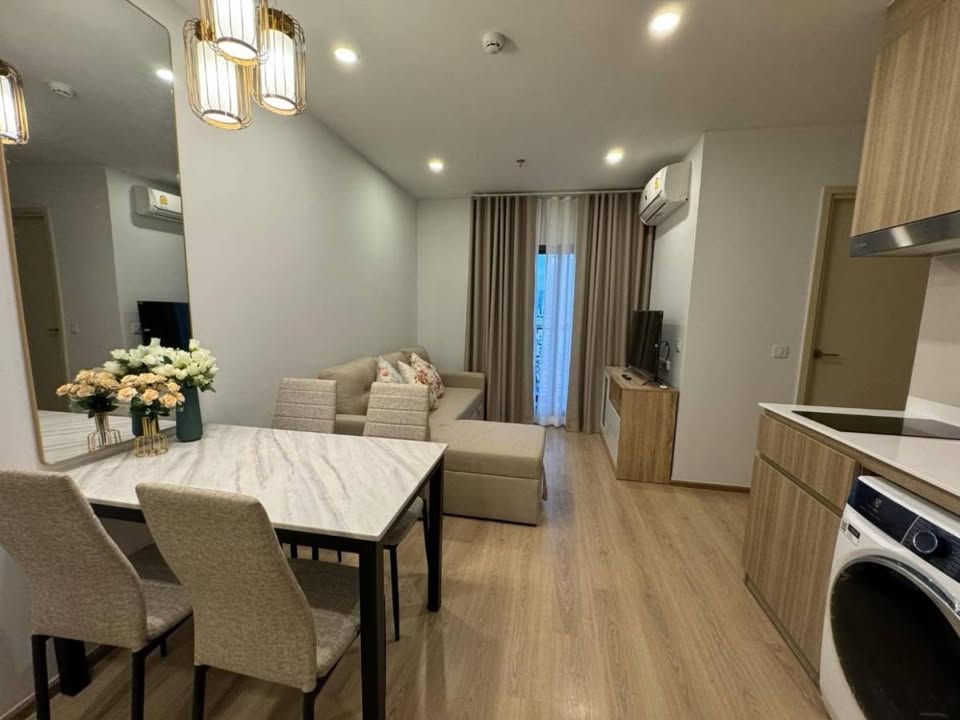 2-Bed, 1-Bath Condo for Rent at Life Rama 4 - Asoke, 47.3 sqm, ฿45,000/month, Near MRT Queen Sirikit, Modern Living in Central Bangkok