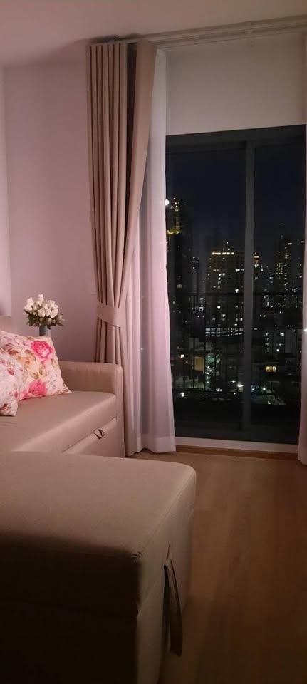2-Bed, 1-Bath Condo for Rent at Life Rama 4 - Asoke, 47.3 sqm, ฿45,000/month, Near MRT Queen Sirikit, Modern Living in Central Bangkok