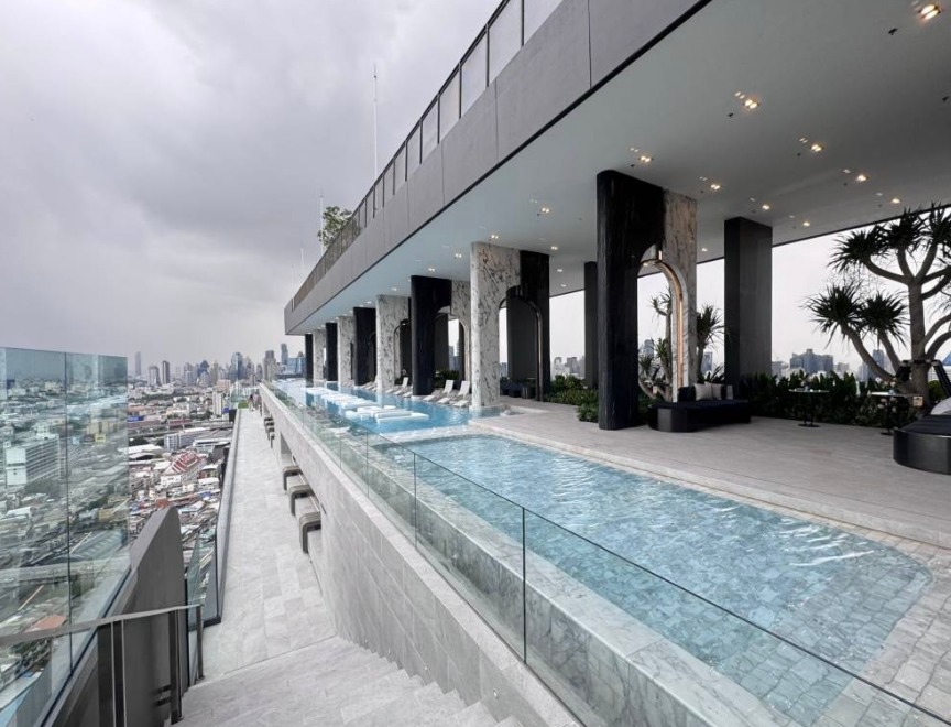 2-Bed, 1-Bath Condo for Rent at Life Rama 4 - Asoke, 47.3 sqm, ฿45,000/month, Near MRT Queen Sirikit, Modern Living in Central Bangkok