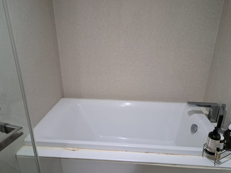 1-Bed, 1-Bath Condo for Rent at Liv@49, 40 sqm, ฿32,000/month, Near BTS Thonglor, Fully Furnished in Sukhumvit 49, Bangkok