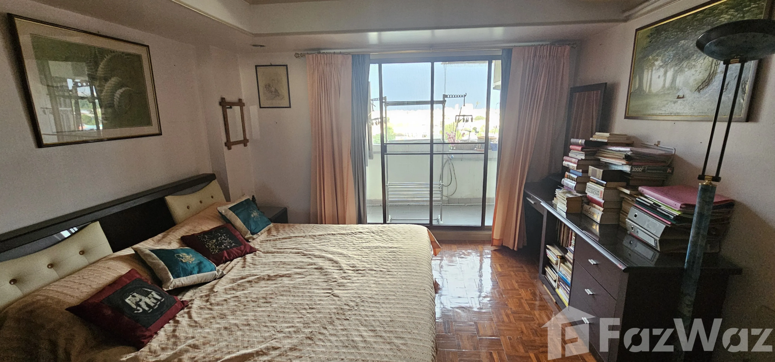 Spacious 2-bed, 1-bath, 80 sqm condo at Baan On Nut Sukhumvit 77. Great investment opportunity. Sale price: 3,200,000 THB. Contact us now for a viewing!