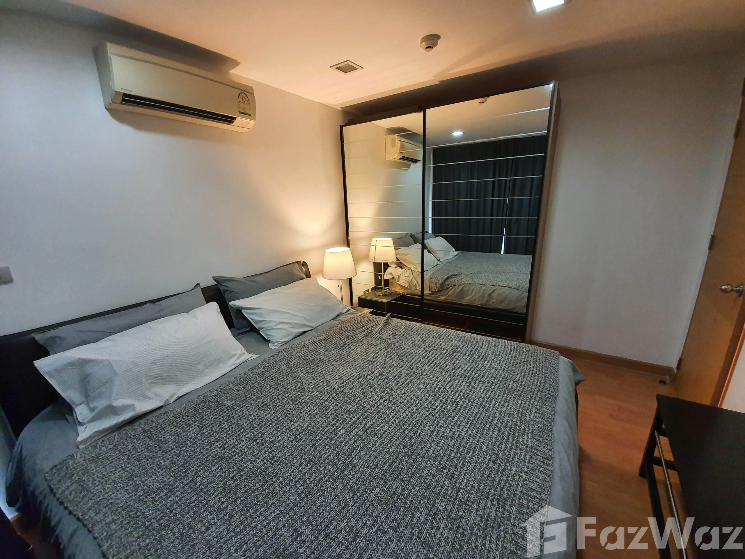 Modern 1-bedroom, 1-bathroom condo at XVI The Sixteenth, 43 sqm, for sale at ฿5,100,000 or rent at ฿25,000/month near MRT Queen Sirikit.