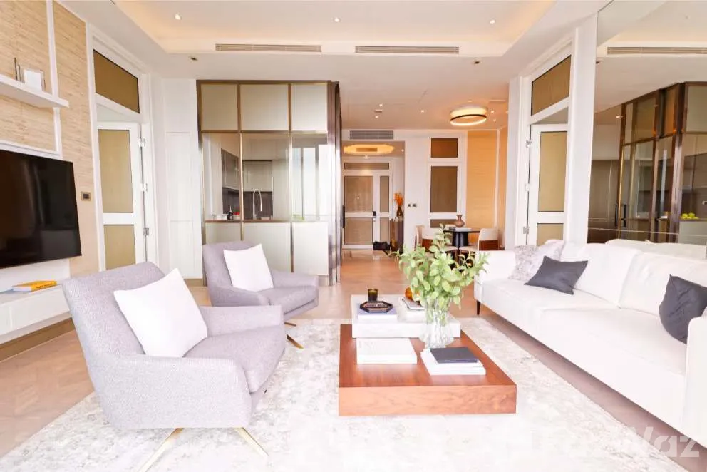 Luxurious 2-bedroom, 2-bathroom condo at The Residences at Mandarin Oriental, Bangkok. 128sqm, stunning river views. For sale ฿70M