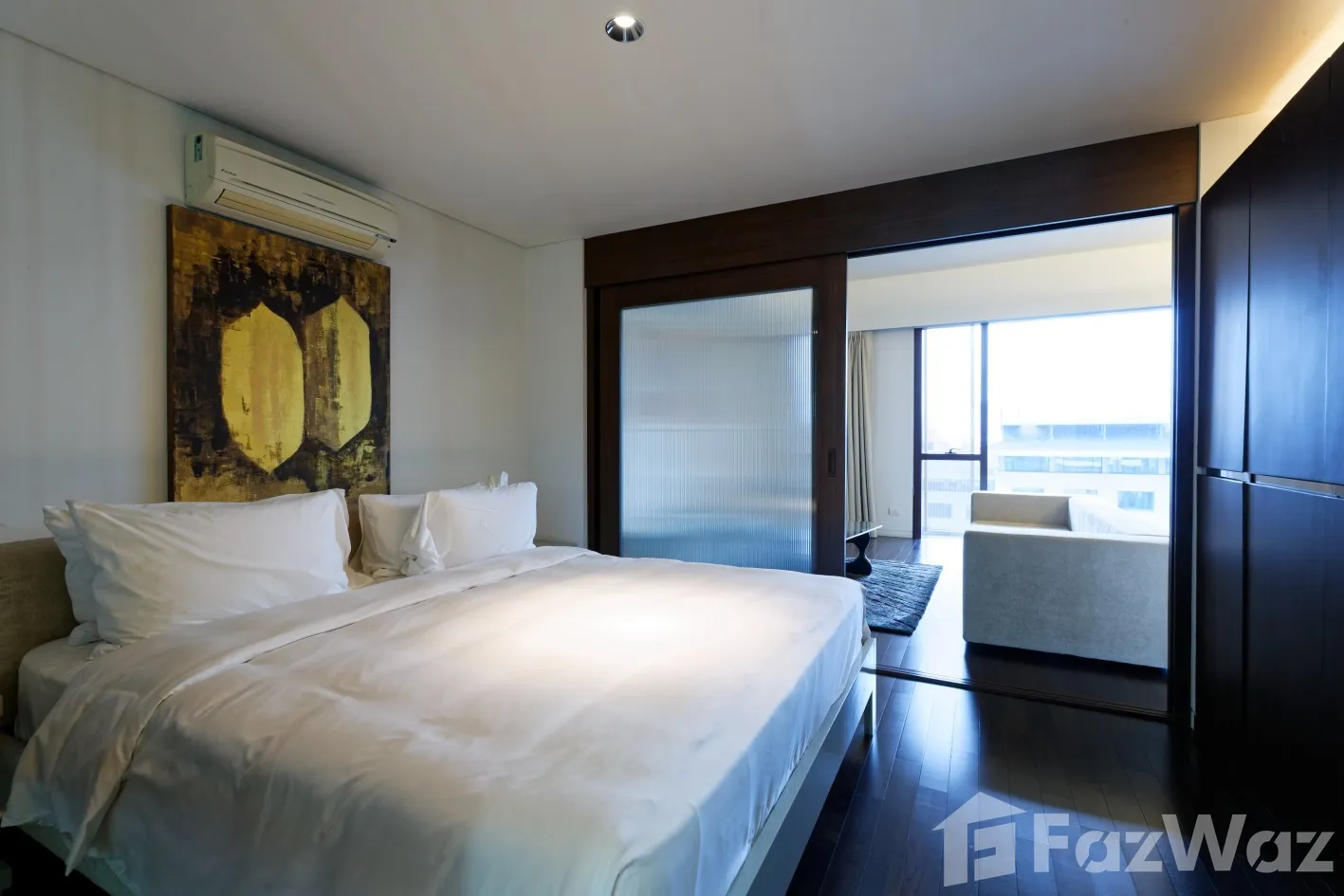 1-bedroom 80 SqM condo at Hansar Residence for sale ฿6,857,143. Prime location near BTS, luxury amenities, and a 7% rental yield. Great investment opportunity!