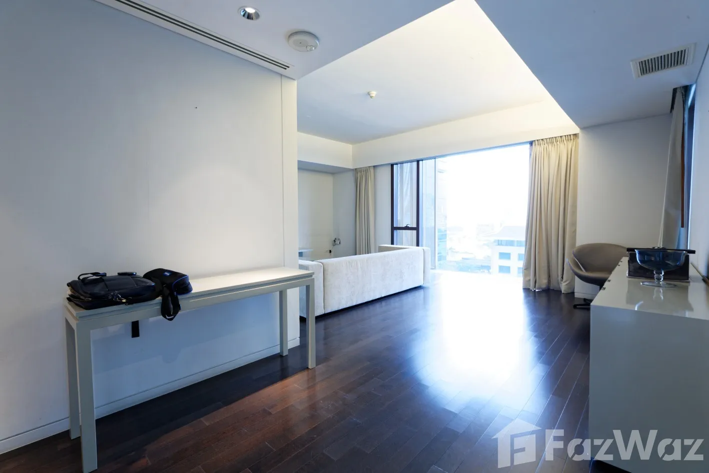 1-bedroom 80 SqM condo at Hansar Residence for sale ฿6,857,143. Prime location near BTS, luxury amenities, and a 7% rental yield. Great investment opportunity!