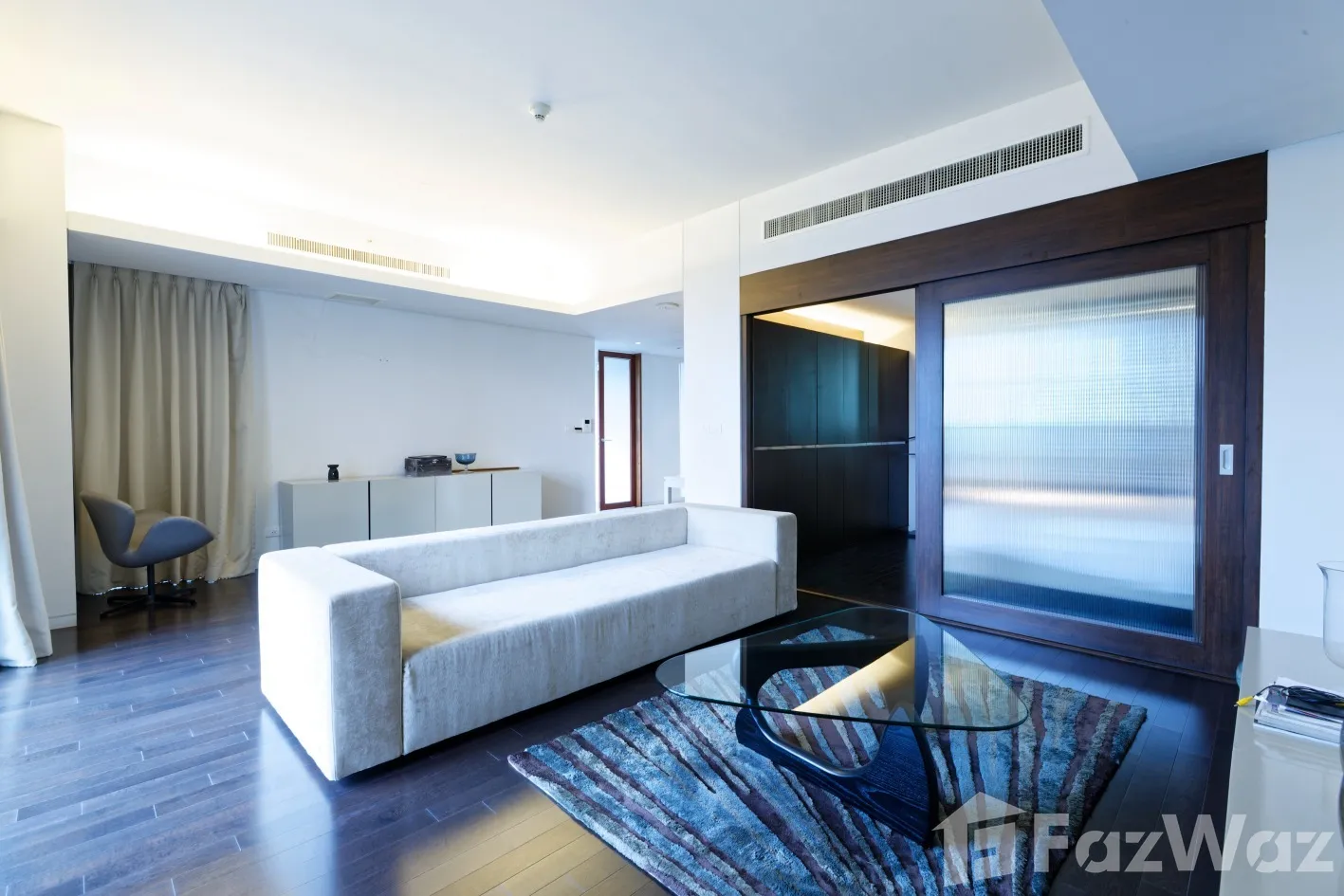 1-bedroom 80 SqM condo at Hansar Residence for sale ฿6,857,143. Prime location near BTS, luxury amenities, and a 7% rental yield. Great investment opportunity!