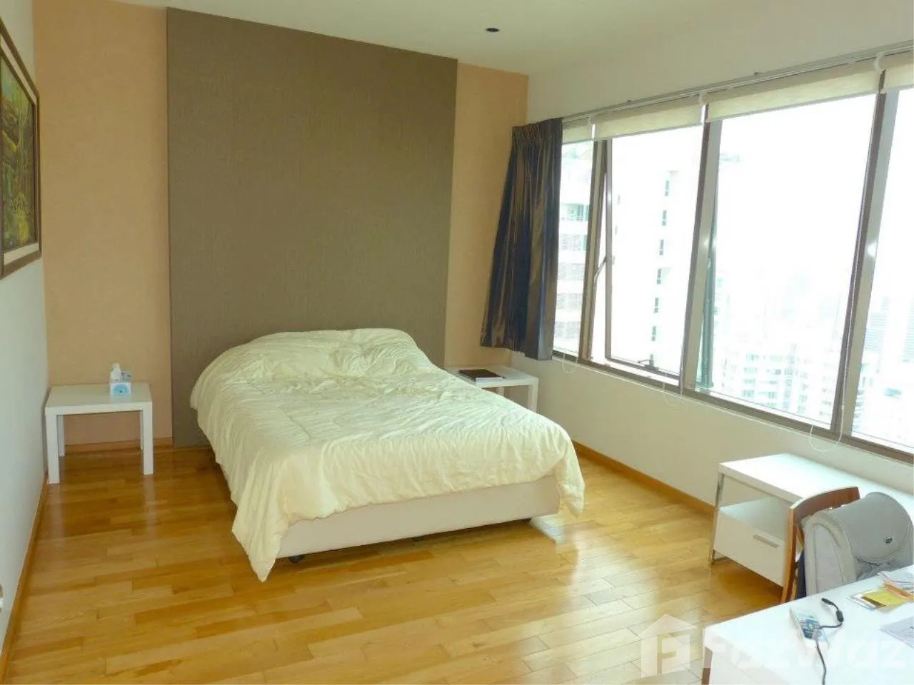Stunning 2-bed, 2-bath duplex condo in Emporio Place, 134 sqm. For sale at ฿25M. Luxury living in Sukhumvit with excellent amenities and top-floor views.