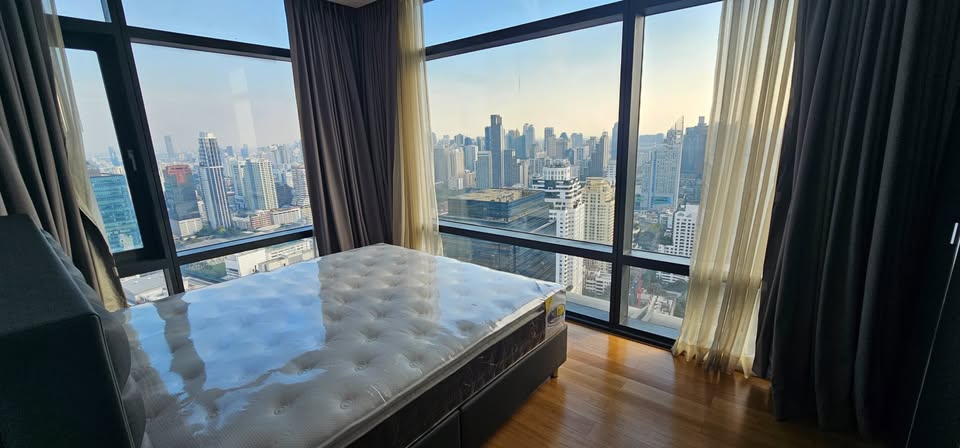 2-Bed, 2-Bath, 80 sqm Condo for Rent at Circle Living Prototype, Phetchaburi MRT, ฿60,000/month – Luxury Living with Stunning City Views in Bangkok