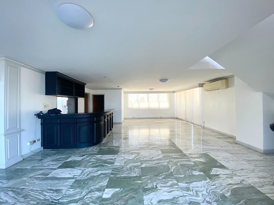 6-Bed, 6-Bath, 550.47 sqm Duplex for Rent at DS1 (D.S. Tower 1), Near Phrom Phong BTS, ฿120,000/month – Luxury Living in Sukhumvit, Bangkok