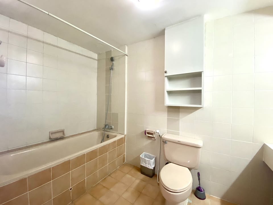 6-Bed, 6-Bath, 550.47 sqm Duplex for Rent at DS1 (D.S. Tower 1), Near Phrom Phong BTS, ฿120,000/month – Luxury Living in Sukhumvit, Bangkok