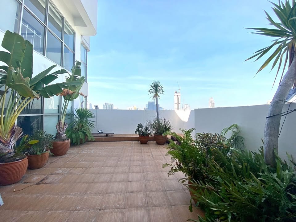 6-Bed, 6-Bath, 550.47 sqm Duplex for Rent at DS1 (D.S. Tower 1), Near Phrom Phong BTS, ฿120,000/month – Luxury Living in Sukhumvit, Bangkok