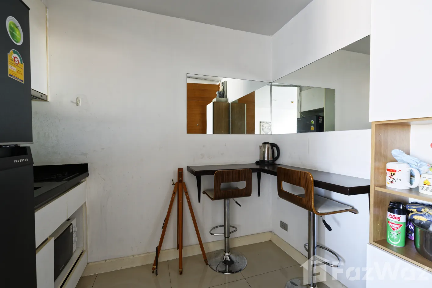 Modern studio, 1 bath, 28 sqm at XVI The Sixteenth Condominium for sale at ฿3.25M. Prime location near MRT Queen Sirikit, top-floor unit, and great amenities.