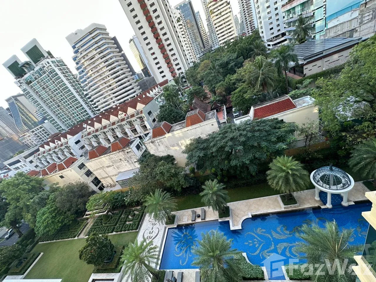 Luxurious 3-bedroom, 3-bathroom 146 sqm condo at Royce Private Residences. Prime Bangkok location, top-tier amenities. For sale at ฿31,000,000.