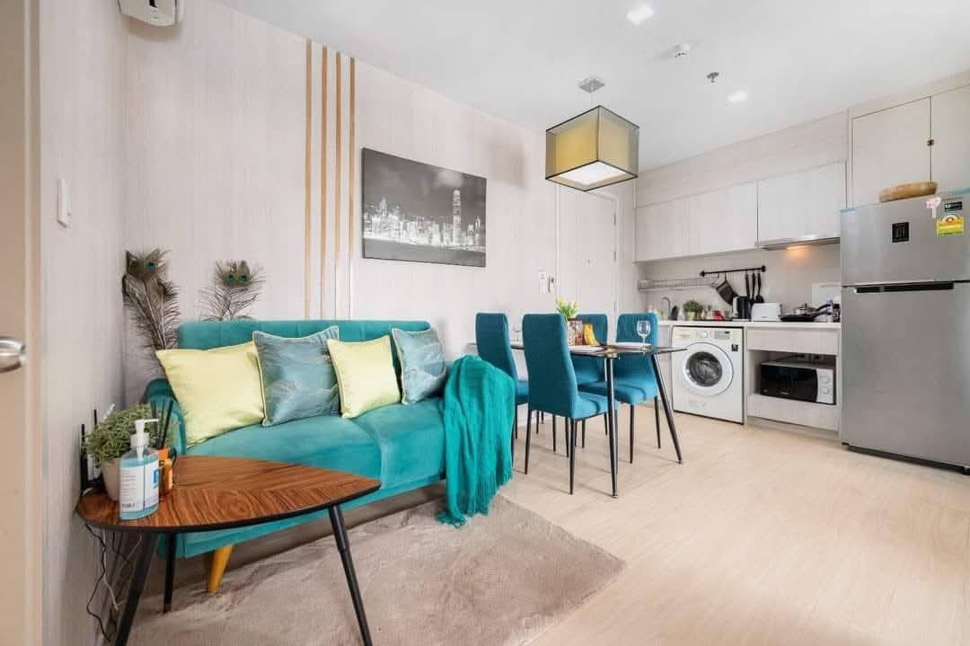 Modern 2-bedroom condo for sale at Life Sukhumvit 48. Fully furnished, prime location near BTS Phra Khanong. Sale price: 4.81 million THB, transfer fee 50/50.